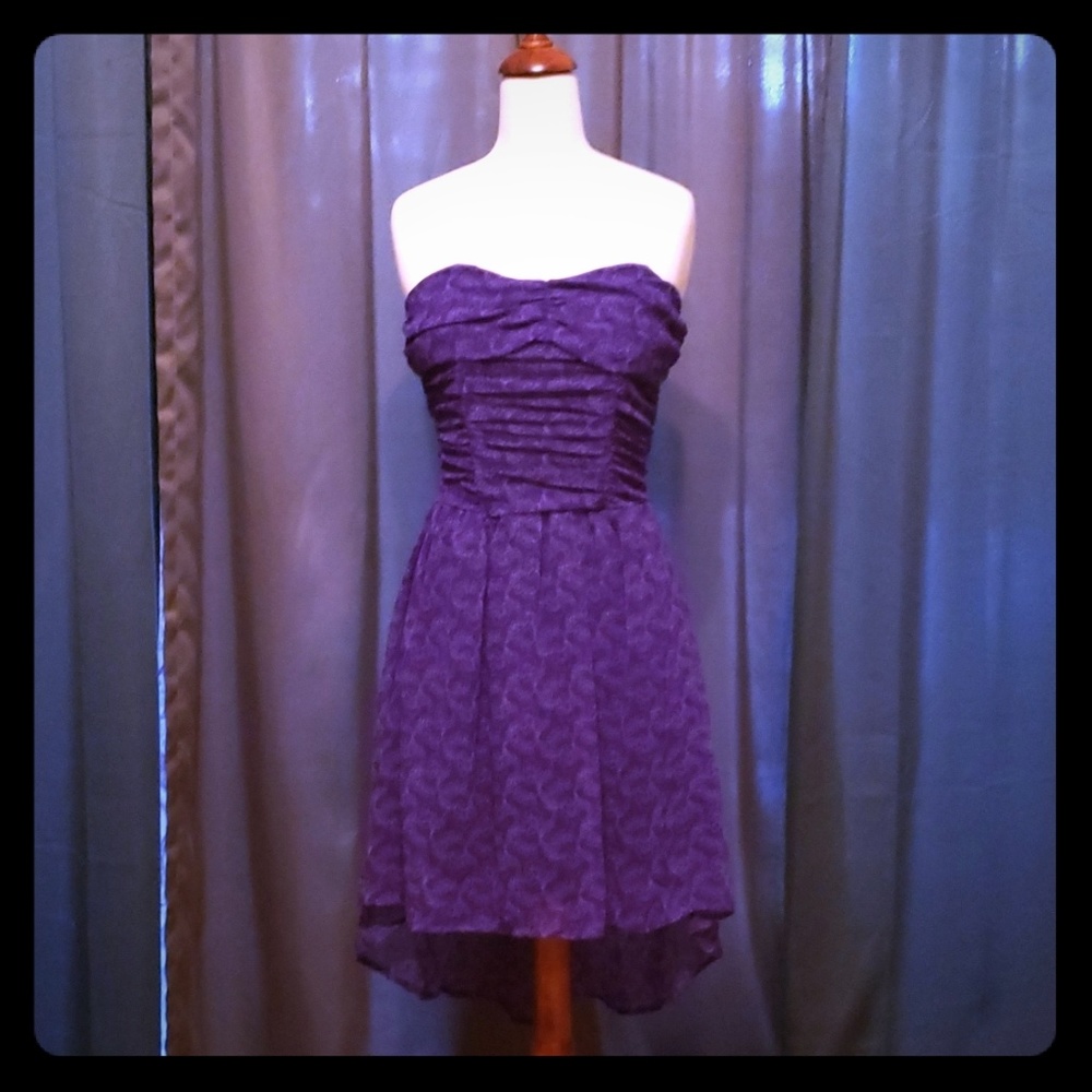 Sleeveless NWT Dress - Juniors small